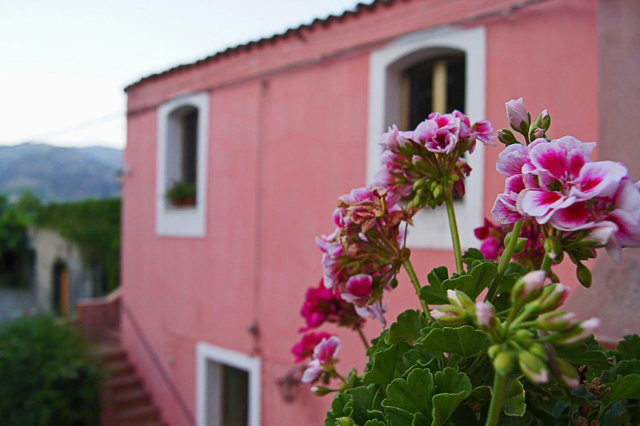 הוילה I Giardini Di Naxos מראה חיצוני תמונה